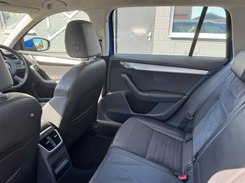 Skoda Octavia ELEGANCE TDI CR DSG 51