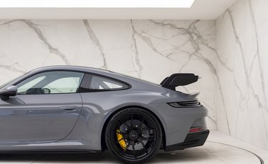 Porsche 911 (992) GT3 25