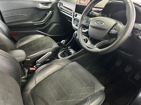 Ford Fiesta TITANIUM X 7