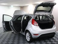 Ford Fiesta TITANIUM 21
