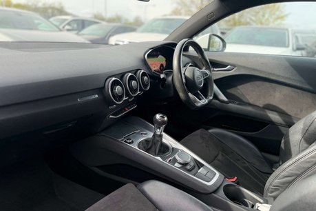 Audi TT 2.0 TT S Line TDI Ultra 3dr 33