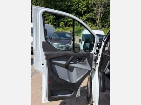 Ford Transit Custom 2.2 TDCi 290 Panel Van 5dr Diesel Manual L1 H1 (186 g/km, 153 bhp) 27