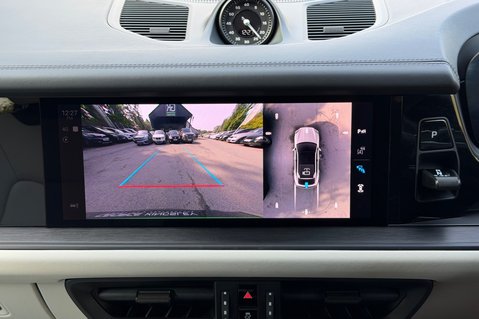 Porsche Cayenne V6 E-HYBRID BLACK EDITION -MATRIX LEDS -360 CAMS -WHITE LEATHER INTERIOR 50