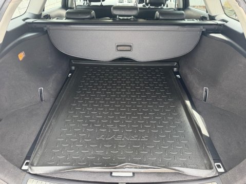 Toyota Avensis 2.0 D-4D Icon Business Edition Tourer Euro 5 5dr 46