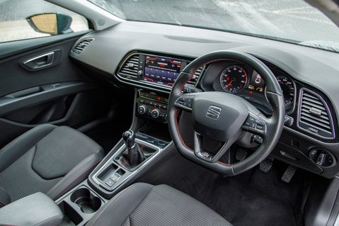 SEAT Leon TSI FR TECHNOLOGY 4