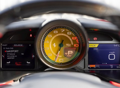 Ferrari 812 Superfast 17