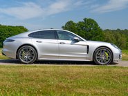 Porsche Panamera 4 E-Hybrid Platinum Edition 3