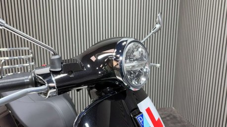 Piaggio Vespa Primavera 2026 ONLY 1K STUNNING 125CC SCOOTER 1 OWNER 40