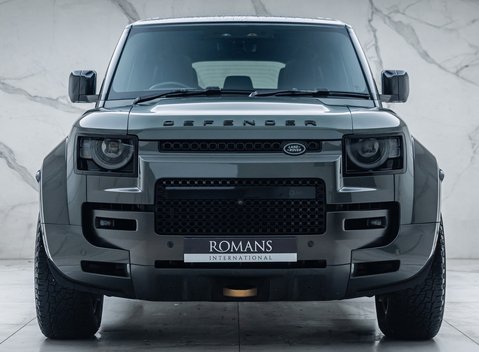 Land Rover Defender OCTA EDITION ONE 4
