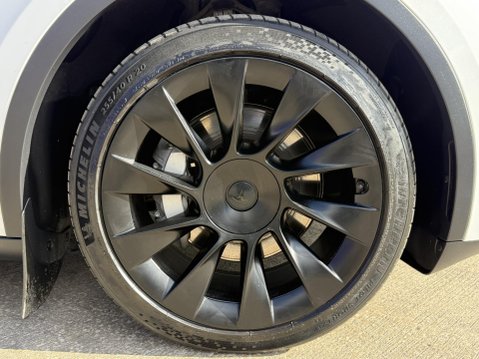 Tesla Model Y (Dual Motor) Long Range SUV 5dr Electric Auto 4WDE (384 bhp) 14