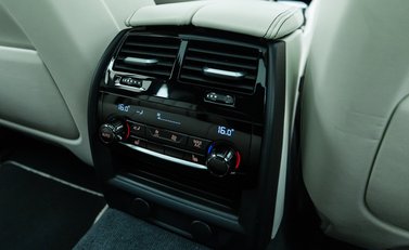 BMW Alpina B5 Touring 16