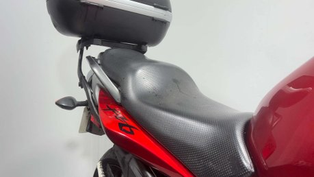 Yamaha FZ FAZER 2006 41K RUNNING COMMUTER PROJECT BIKE 600CC 27