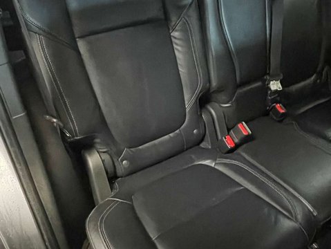 Mitsubishi Outlander 2.0 Outlander Exceed CVT 4WD 5dr 33