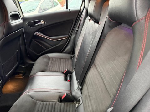 Mercedes-Benz A Class 2.1 A200d AMG Line (Premium) 7G-DCT Euro 6 (s/s) 5dr 20