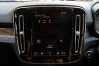 Volvo XC40 T4 R-DESIGN PRO 29