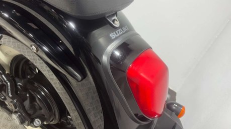 Suzuki Intruder 800 VL 2015 26K CUSTOM LOOKS MOT SERVICED CRUISER BIKE 800CC A2 31