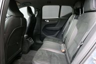 Volvo XC40 2.0 XC40 R-Design T4 Auto 5dr 40