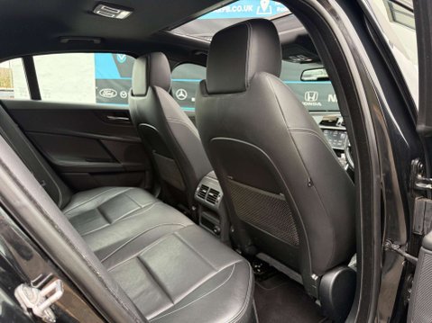 Jaguar XE 2.0d R-Sport Auto AWD Euro 6 (s/s) 4dr 41