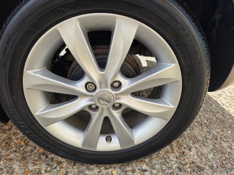 Nissan Note TEKNA DIG-S ONLY 33,000 MILES FROM NEW 18