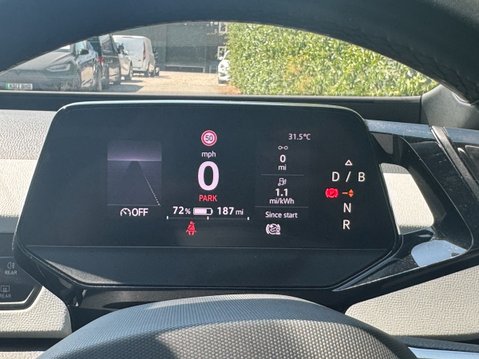 Volkswagen ID.3 Pro 58kWh Family Hatchback 5dr Electric Auto (145 ps) 15