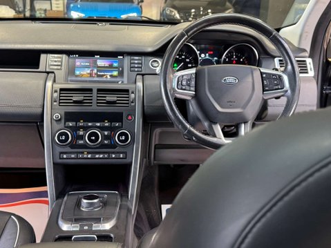 Land Rover Discovery Sport 2.0 Discovery Sport Dynamic Luxury HSE SD4 Auto 4WD 5dr 9