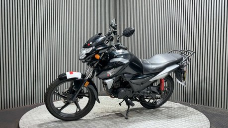 Honda CB CBF125 2022 HIGH MILES RUNNING PROJECT BIKE SPARES OR REPAIR 125CC 4