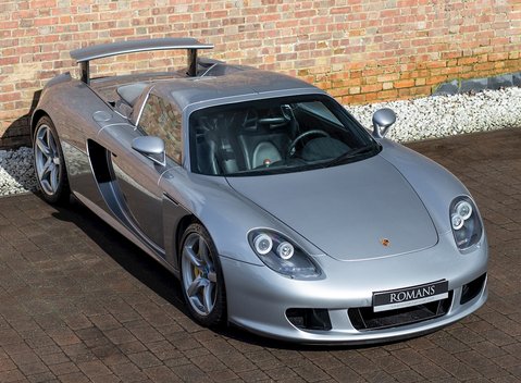 Porsche Carrera GT 8