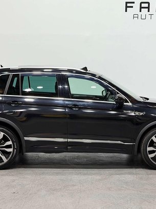 Volkswagen Tiguan 2.0 TDI R-Line Tech SUV 5dr Diesel DSG Euro 6 (s/s) (150 ps) 1