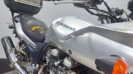 Kawasaki ZR Z750 2002 35K RUNNING PROJECT BIKE 750CC TOUER COMMUTER 23