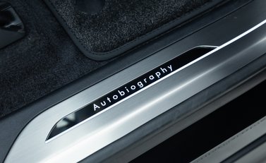 Land Rover Range Rover Sport P550e Autobiography 17