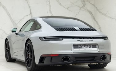 Porsche 911 (992) Carrera GTS 3