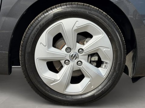 Suzuki Swift 1.2 Mild Hybrid Motion 5dr 13
