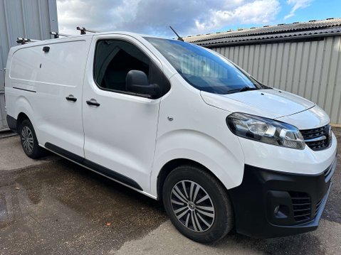 Vauxhall Vivaro 2.0 Turbo D 3100 Dynamic L2 H1 Euro 6 (s/s) 6dr 6