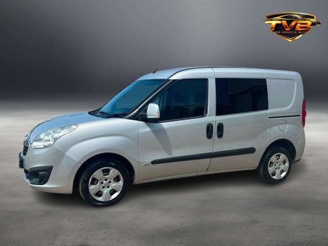 Vauxhall Combo 1.2 Combo 2000 Sportive CDTi - NATIONAL DELIVERY* 25