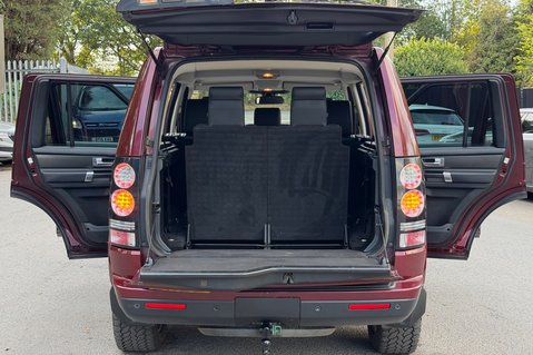 Land Rover Discovery SDV6 SE TECH - 11 SERVICES RECORDED INC CAMBELT CHANGE 19