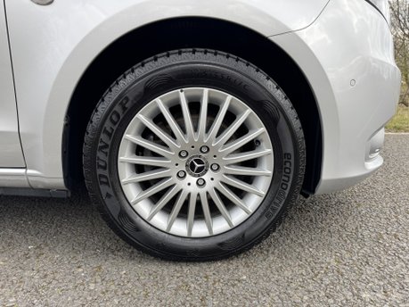 Mercedes-Benz Vito 116 BlueTec Tourer Select L3 Auto Diesel 8 SEATER/EX-LWB/PARKTRONIC 32