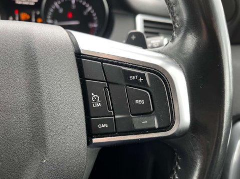 Land Rover Discovery Sport 2.2 Discovery Sport HSE SD4 Auto 4WD 5dr 48