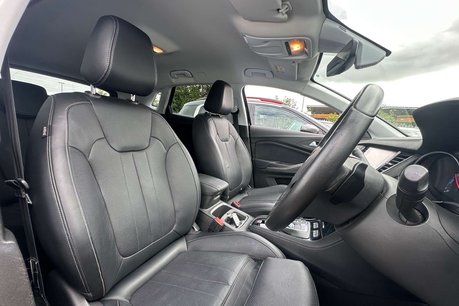 Vauxhall Grandland X 1.6 13.2kWh Business Edition Nav Premium SUV 5dr Petrol Plug-in Hybrid Auto 17