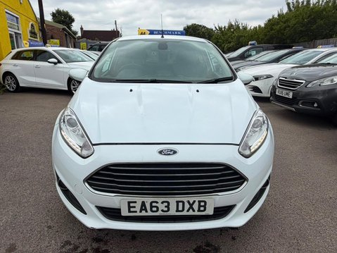 Ford Fiesta 1.0T EcoBoost Titanium Euro 5 (s/s) 5dr 3