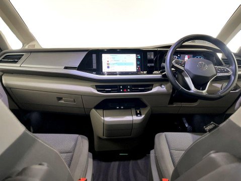 Volkswagen Multivan 1.4 TSI 13kWh Life MPV 5dr Petrol Plug-in Hybrid DSG Euro 6 (s/s) (218 ps) 19