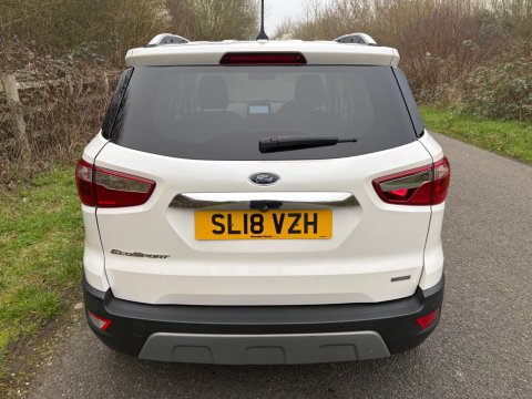 Ford Ecosport TITANIUM 8