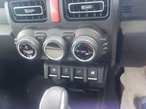 Suzuki Jimny SIERRA 1.5 JC AUTO 4WD ALLGRIP JB74 2026 Model 17
