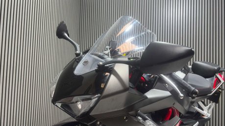 Hyosung GD 2016 ONLY 1K 250CC SPORTS BIKE LIGHTWEIGHT LONG MOT 30