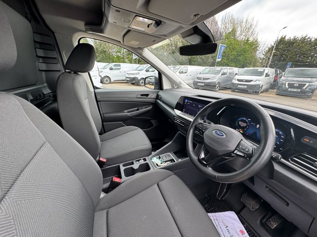 Ford Transit Connect AUTO LWB [SOLD CR] L2H1 Low Roof PHEV Trend 250 Air Con Nav Sensors EURO 6 14