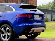 Jaguar F-Pace I V6 S AWD 32