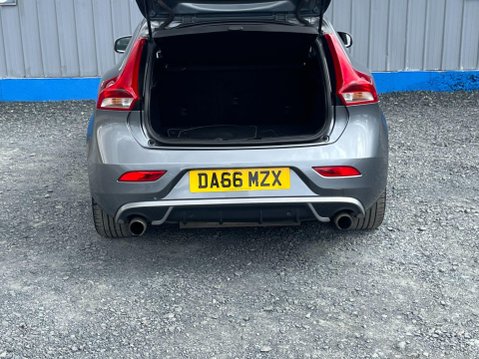 Volvo V40 2.0 T2 R-Design Pro Euro 6 (s/s) 5dr 56