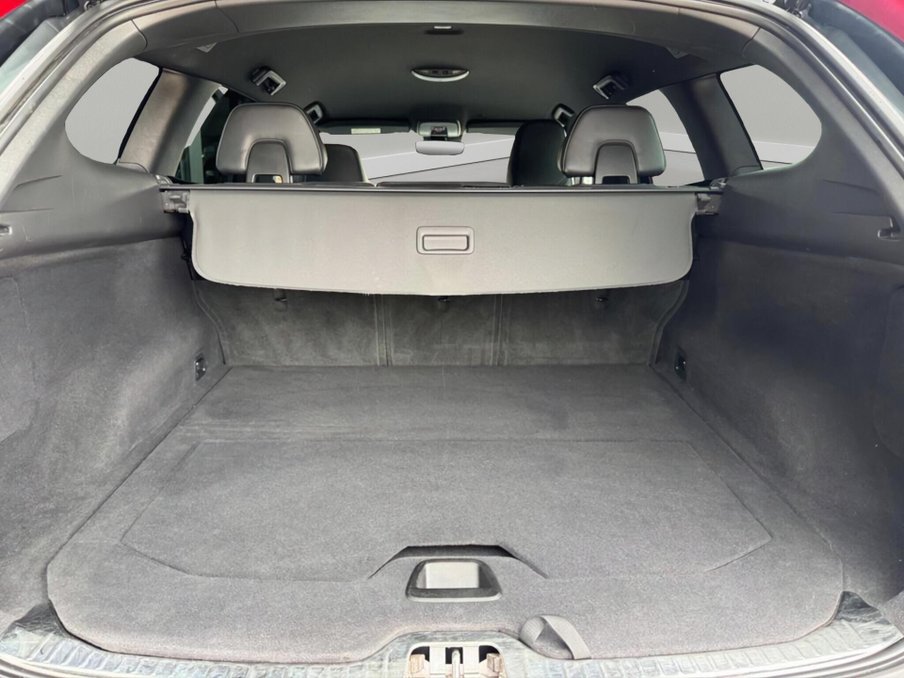 2017 Volvo XC60 — image 32