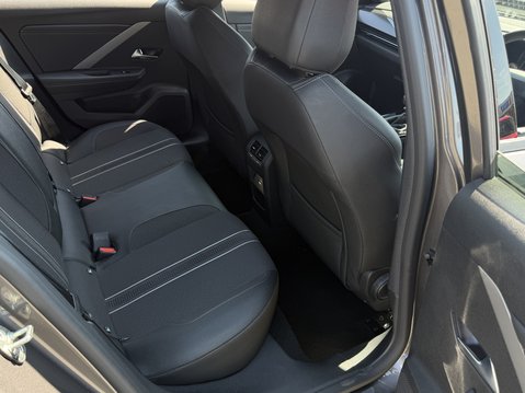 Vauxhall Astra 1.2 Turbo 130 GS 5dr 35
