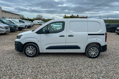 2020 Peugeot Partner Low Roof for sale — Diesel, 70,821 miles