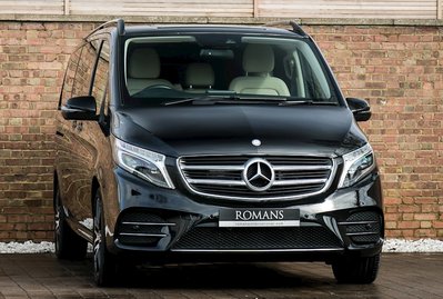 Mercedes-Benz V Class D AMG Line (Extra Long)